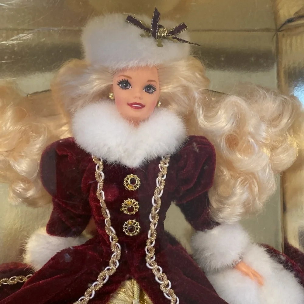Mattel 1996 Happy Holidays Barbie Special Edition Vintage